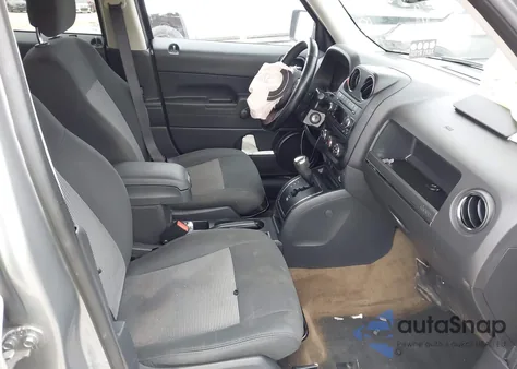 2016 Jeep Patriot Sport z USA, uszkodzony, nr VIN 1C4NJRBBXGD674424